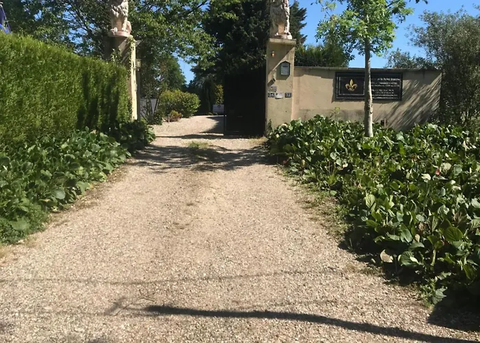 Chambres D\'Hote Du Domaine De La Reine Blanche